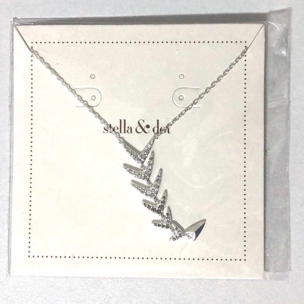 Stella and Dot Silver Necklace